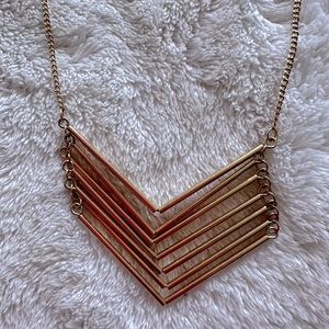 Arrow long gold necklace